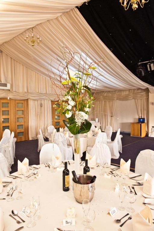 Hotel Calderfields Golf & Country Club à Walsall Extérieur photo
