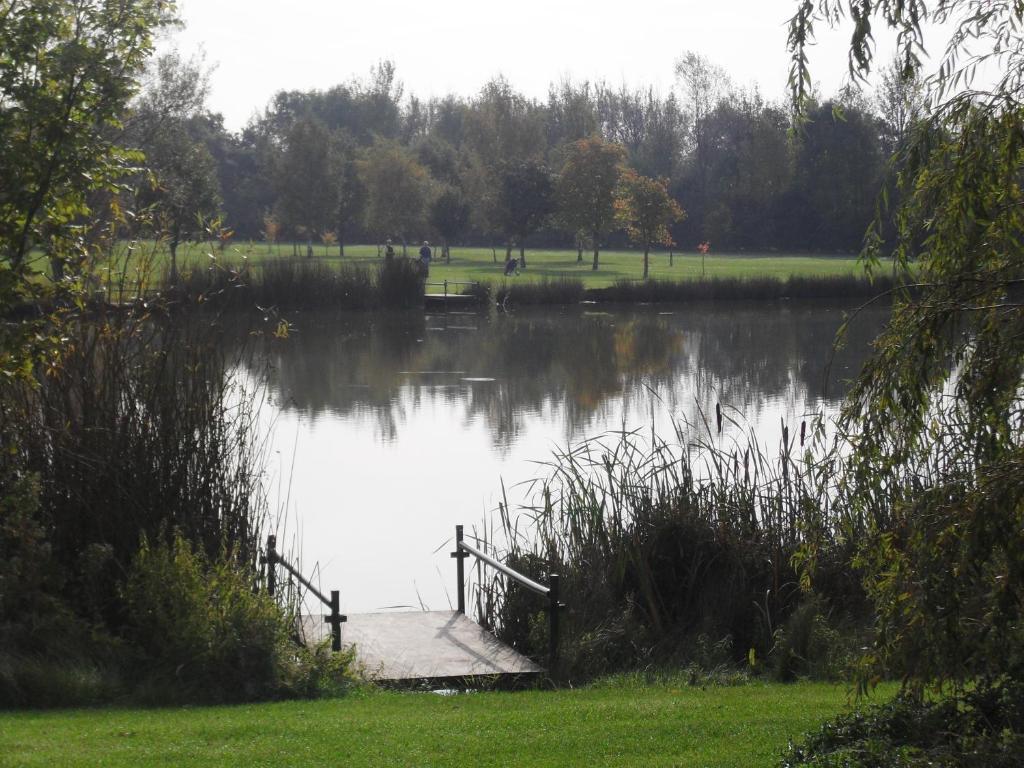Hotel Calderfields Golf & Country Club à Walsall Extérieur photo